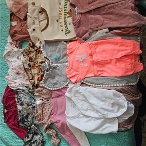 Assorted Baby Clothing Sets (10 outfits in total)